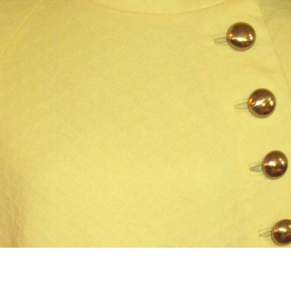 Bright Yellow Waffle Fabric Vintage Cape One Size - Picture 6 of 6